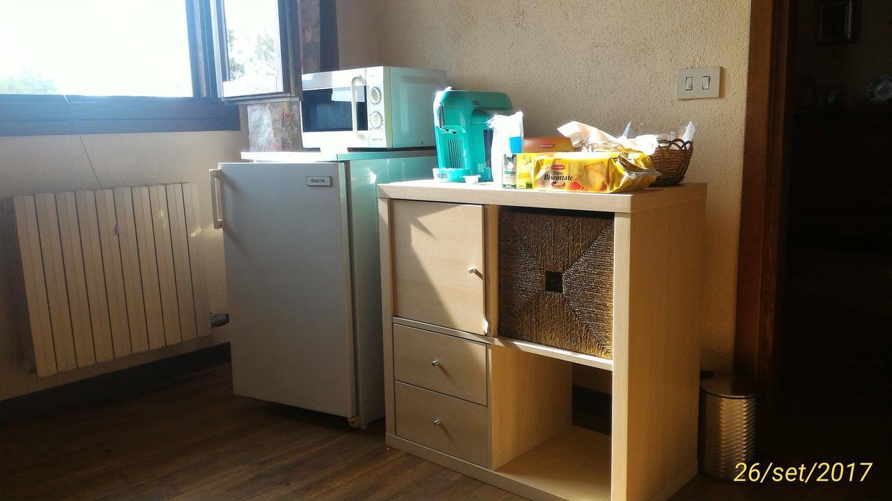 L'Ape In Corte Casa Di Campagna, Via Francigena Stanze E Colazione Vaccarizza Экстерьер фото