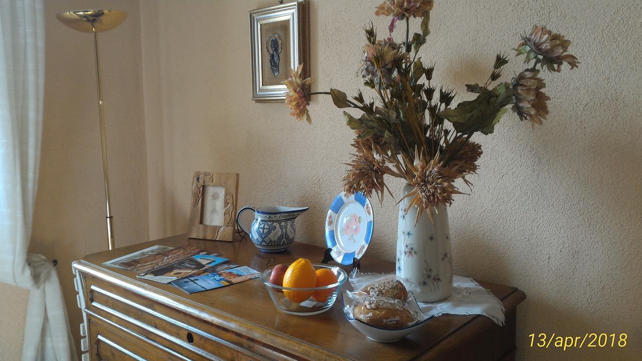 L'Ape In Corte Casa Di Campagna, Via Francigena Stanze E Colazione Vaccarizza Экстерьер фото